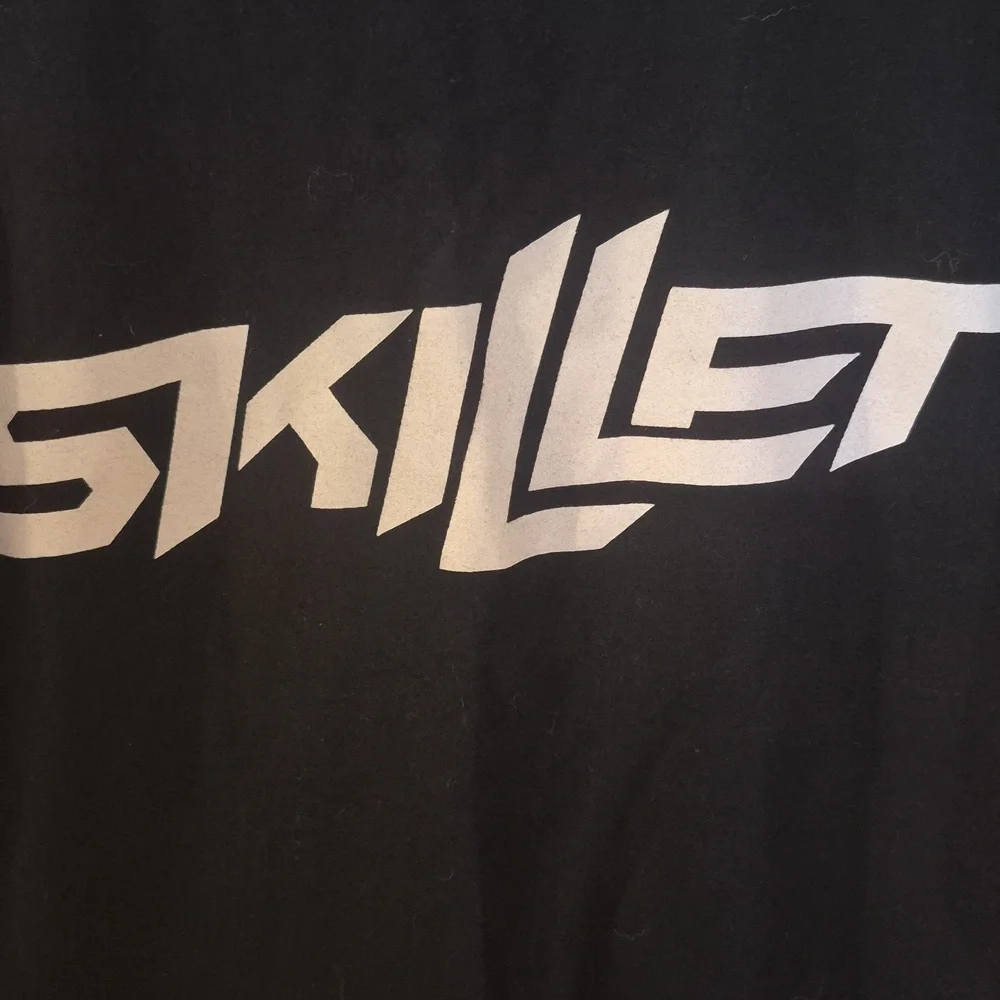 Skillet Tee Shirt - Picture 2 of 5